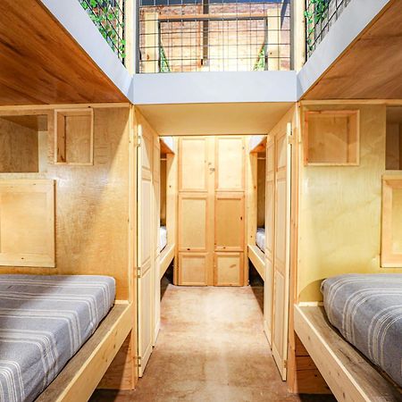Social Stays - Santa Barbara'S First Hostel On State Street Eksteriør bilde